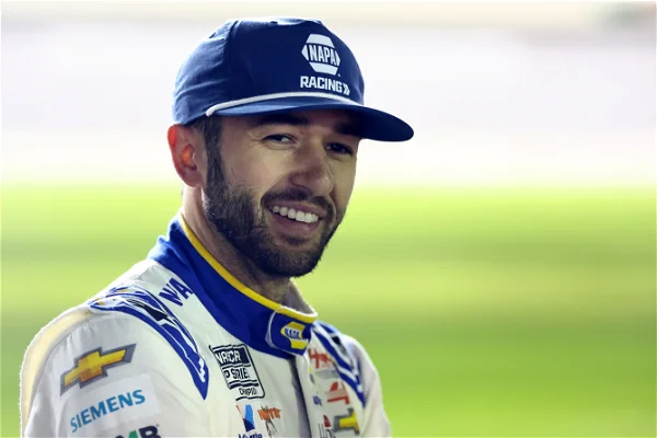 Great News: Chase Elliott as been announce the best in Hendrick Motorsports due to his last…….