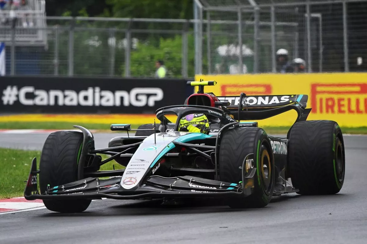 THE “STRATOSPHERIC” HAMILTON LAPS THAT HAVE PUT MERCEDES’ F1 RIVALS ON ALERT TO RED BULL