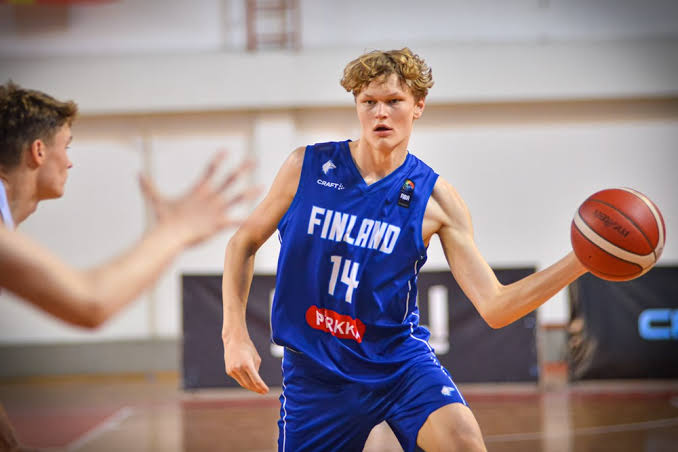 Breaking news: Kentucky Wildcat have signed Mikka Muurinen from Finland worth $65 Million Dollar to join the College