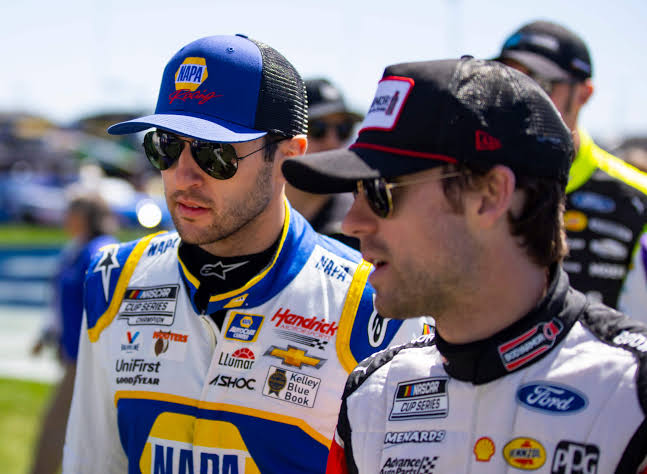 Sad News: Nascar Driver Chase Elliott and Ryan Blaney speaks out on last-lap incident that lead them to fail after…..