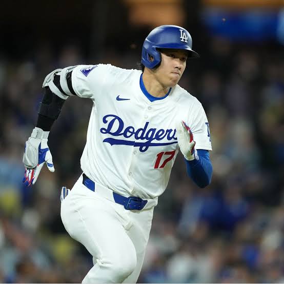 Breaking: Dodgers star Shohei Ohtani becomes fastest player in MLB history to get to 40 homers and 40 stolen bases after…