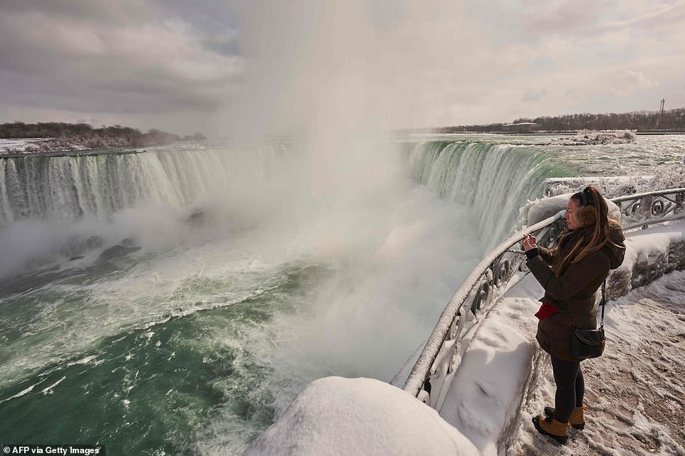 Just In: Tears in Niagara Falls for Announcing the Death Of Two Visitors Confirmed thereafter……