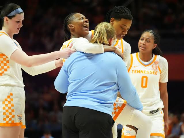 Bad News: Lady Vols lose Talaysia Cooper for remainder of the seasons due to injury, What Cooper season-ending injury means for Kim Caldwell Coach of Tennessee lady vols and Fans After the Announcement…….