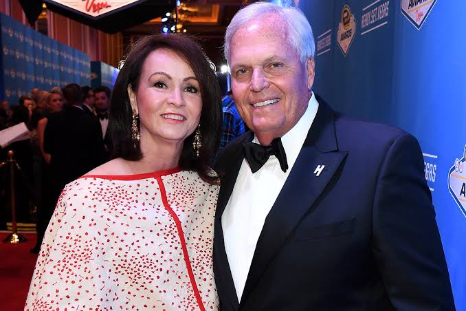 SAD NEWS: 15 Min Ago the family of president Rick Hendrick has released a heartbreaking statement about his wife following an ATV accident on…..